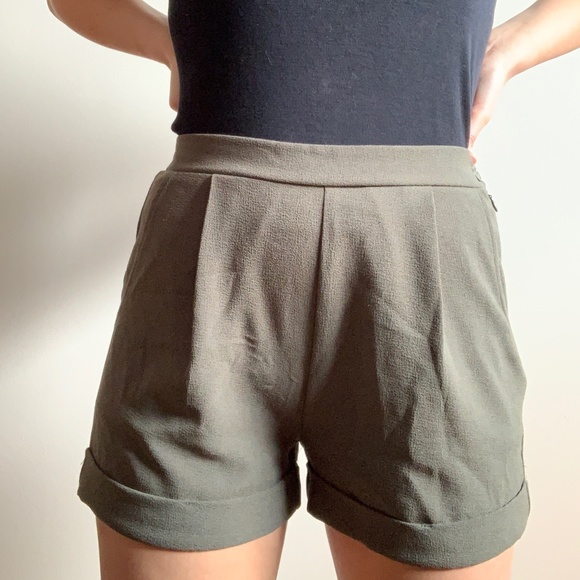 High Waisted Shorts - Picture 5 of 7